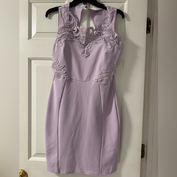 VENUS Dresses & Skirts - Venus Lavender Bodycon Dress